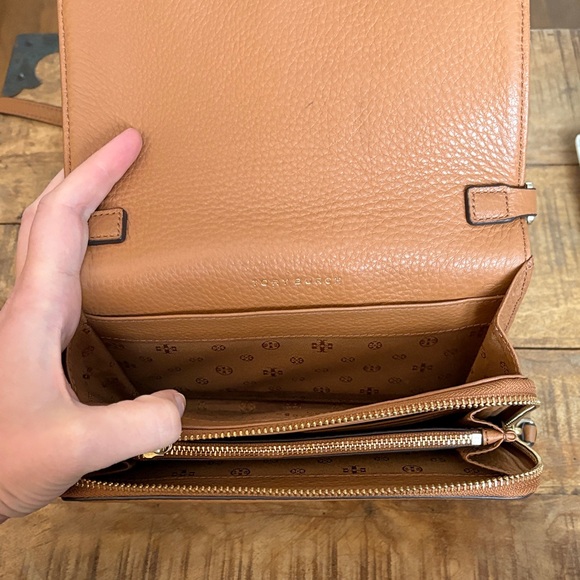 Tory Burch Brown Leather Crossbody Bag - Picture 6 of 7